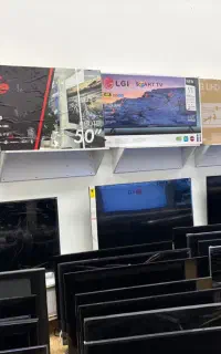 ۱۲ عدد تلویزیون 32 الجی و سامسونگ استوک لند خسروی