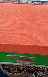 صندلی چمدانی شیک و باکلاس مخصوص خاص پسندها