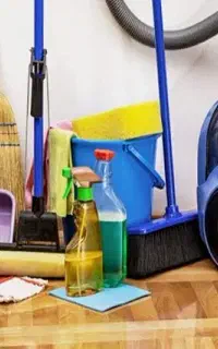 به یک نظافتچی خانم نیازمندم