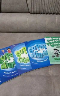 کتاب زبان سوپر مایندز ۱ وآکسفورد فونیکس ورد ۱