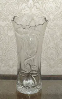 گلدان بلور
