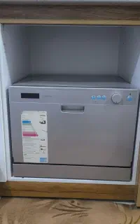 ماشین ظرفشویی درحدصفر