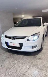 هیوندا i30