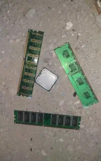 قطعات اوراقی کامپیوتر و کیس اشتری