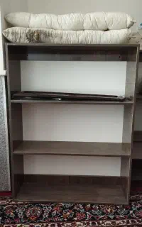 قفسه چوبی