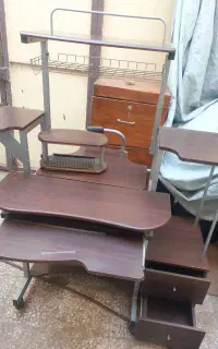 میز کامپیوتر