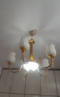 لوستر طلایی