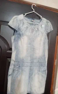تعدادی لباس در حد خیلی نو تکه ای ۲۰۰