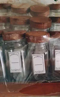 شیشه مکارتی درب چوبی ضدآب
