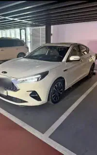 ماشین jac j7