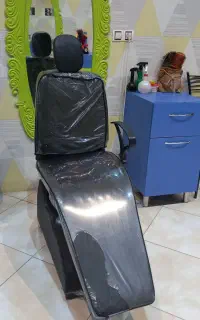 اجاره  صندلی ، تخت ،لاین زیبایی ( ناخن و مژه)