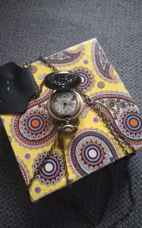 ساعت گردنی اک
