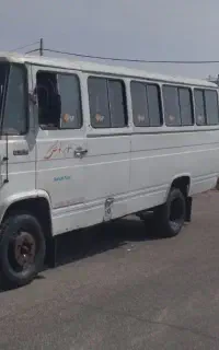 مینی بوس بنز ۶۸