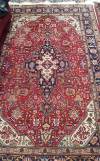 یک جفت فرش مناسب برای خانه باغ