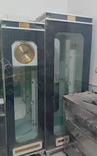 جاکفشی و ویترین وساعت