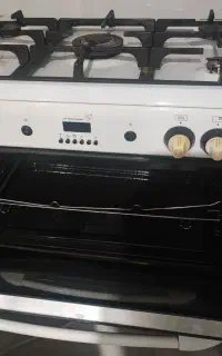 اجاق گاز فر دار