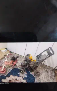 یک عددکالسکه و دوچرخه