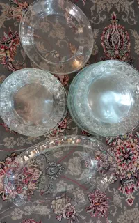 بشقاب پیشدستی و دیس بلور