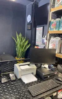 صندوقدار اشنا به نرم افزار هلو