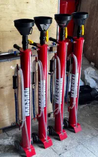 واسکازین زن سیگاری روغن ریز