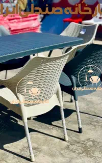 میز و صندلی پلاستیکی نهارخوری غذاخوری طرح ماندانا