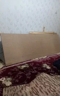 چوب داخل کمددیواری درحدنور