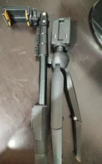 مونو پاد به همراه پایه
