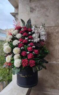 گل مصنوعی بزرگ