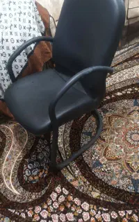 صندلی اداری چرمی