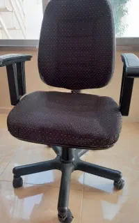 صندلی کامپیوتر چرخدار