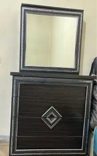 فروش فوری کمد. میزتلویزیون . میزآرایش . میز تلفن
