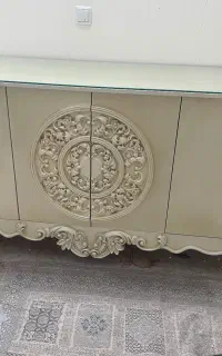 کنسول چوبی کلاسیک