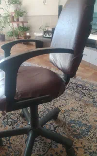 صندلی اداری چرخشی