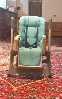 صندلی غذای بچه