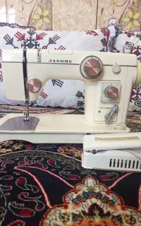 چرخ خیاطی ژانومه