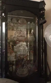ویترین جادار