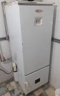 آبگرمکن زمینی سالم و به شرط کار