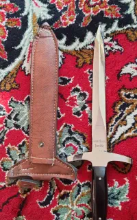 چاقو طرح شمشیر اسکاتلندی