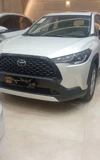 کرولاکراس هیبرید