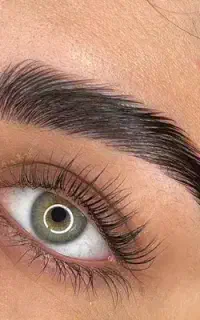 آموزش لیفت ابروومژه فقط دومیلیون تومان‌‌