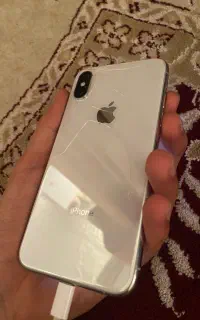 ایفون xs