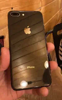 ایفون ۸پلاس در حد نو