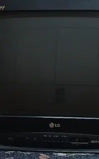 تلویزیون ۲۱ اینچ