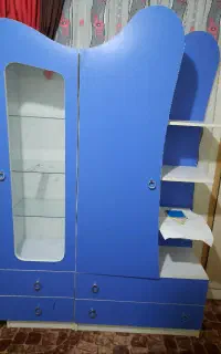 کمد کو دک و نوجوان