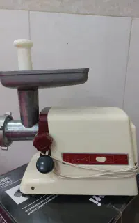 چرخ گوشت ناسیونال اصل ژاپن