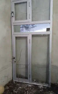 دو عدد پنجره آلومینیوم