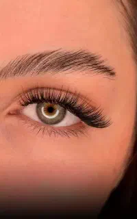 اکستنشن مژه(کاملا حرفه ای و تضمینی)