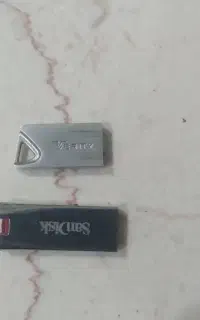 فلش ۳۲ و ۱۶ گیگ