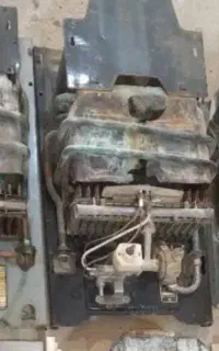 فروشنده...و  خریدا ر آبگرم کن  از کار افتاده خراب