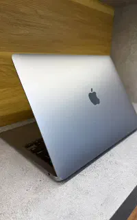 لپتاپMacBook Pro 2019